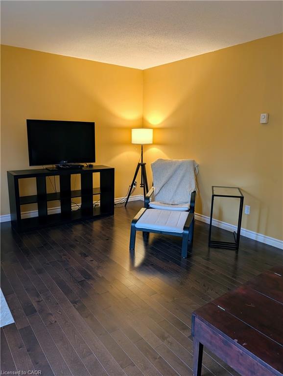 121-166 Southdale Road W, London, ON, N6J 2J1