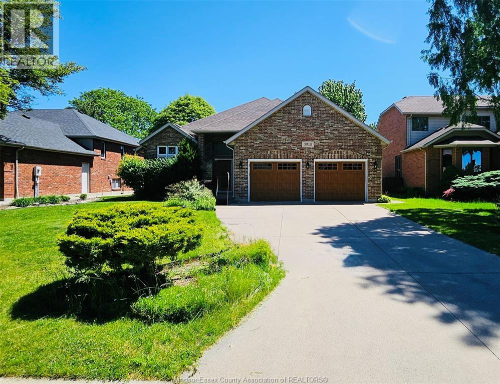 3918 Northway Avenue, Windsor, ON, N9G2P9