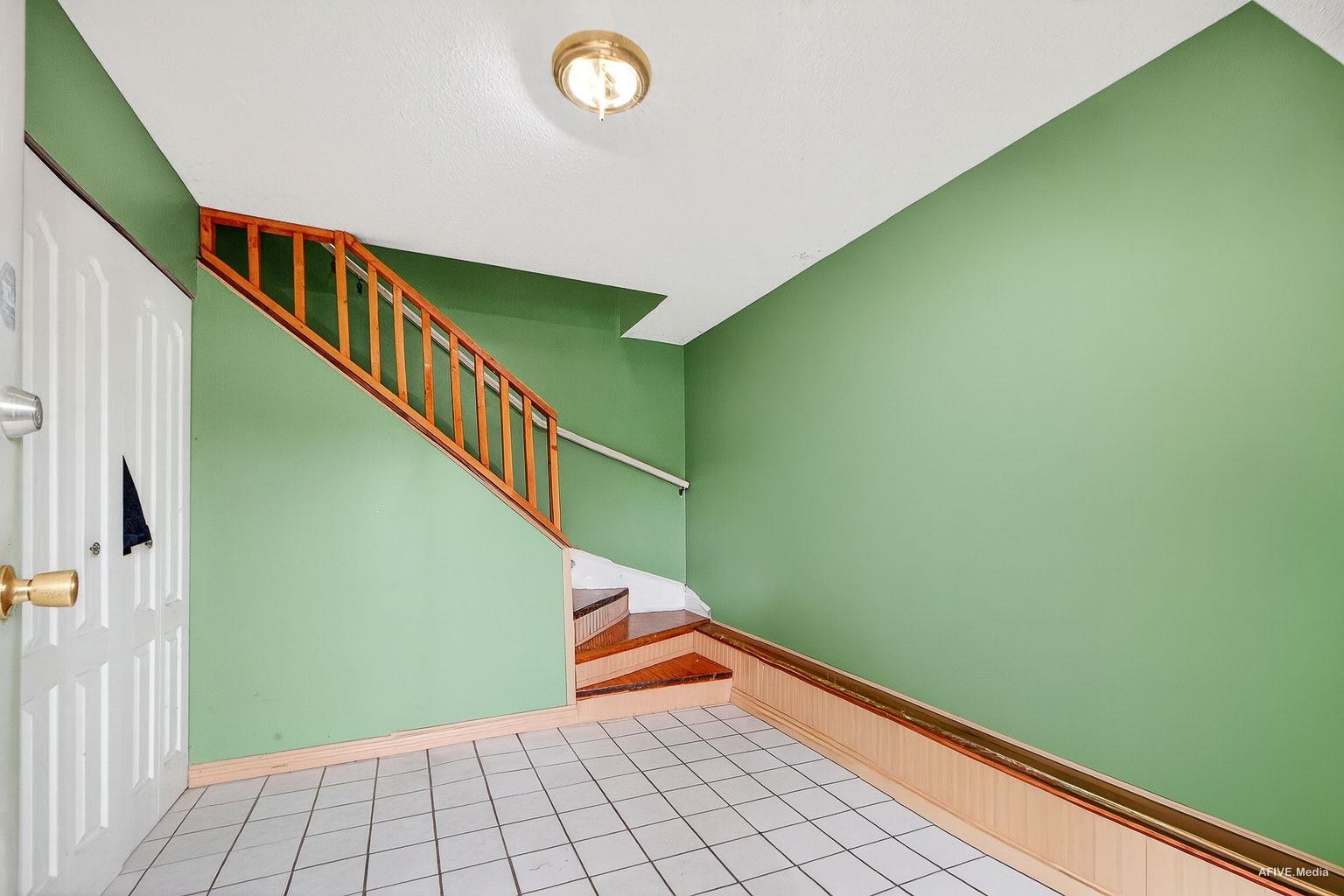 Additional image 4 of 7253 140a Street, Surrey, BC, V3W 7N4