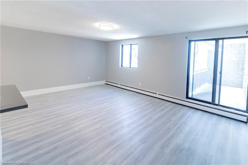 Additional image 4 of 406-4422 Huron Street, Niagara Falls, ON, L2E 7C8