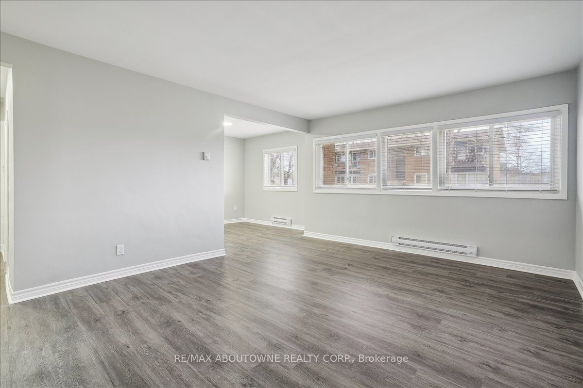 Additional image 6 of 2-2354 Queensway Drive, Burlington, ON, L7R 3T3