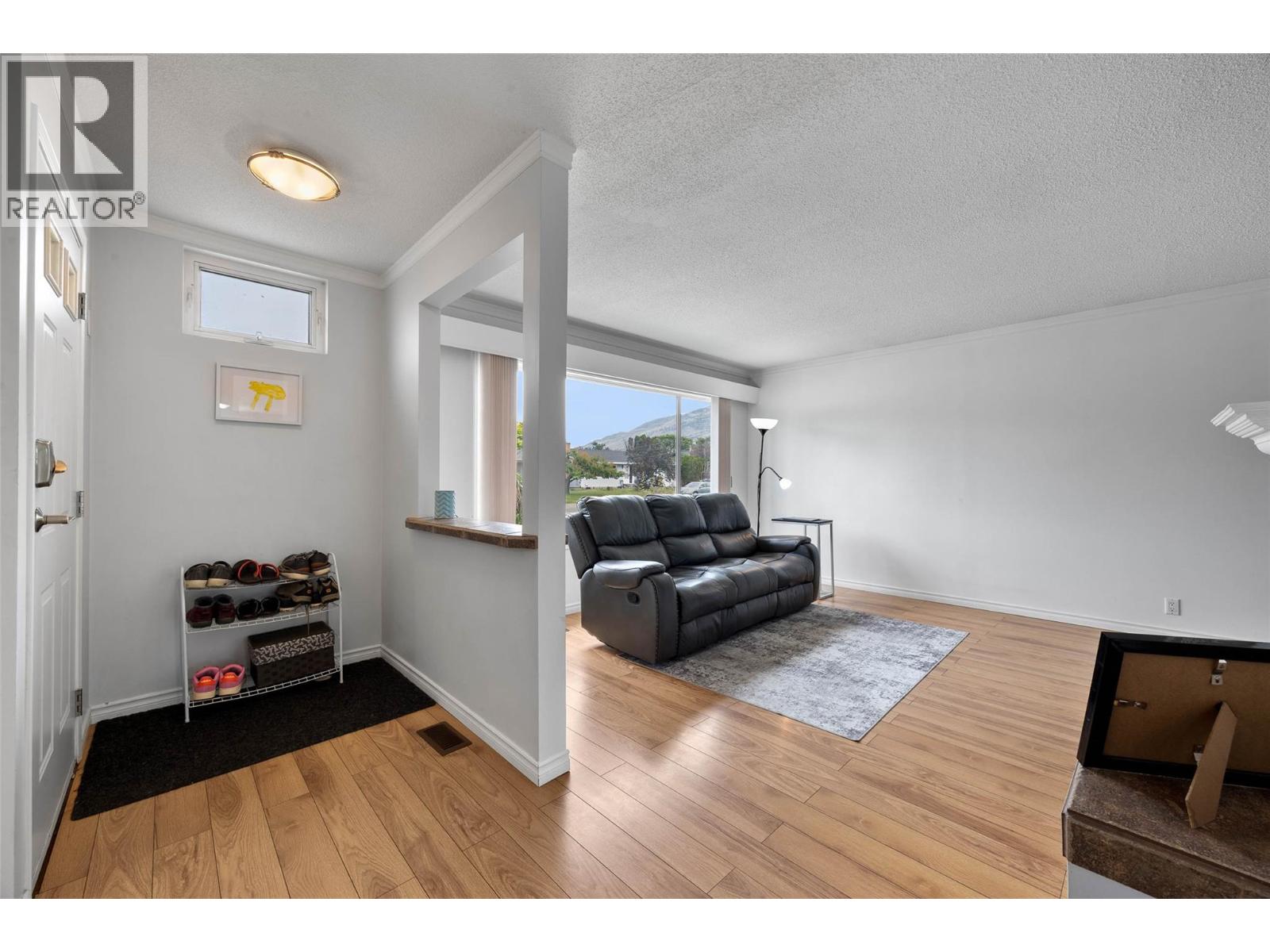 Additional image 2 of 855 Lethbridge Avenue, Kamloops, BC, V2B1X7