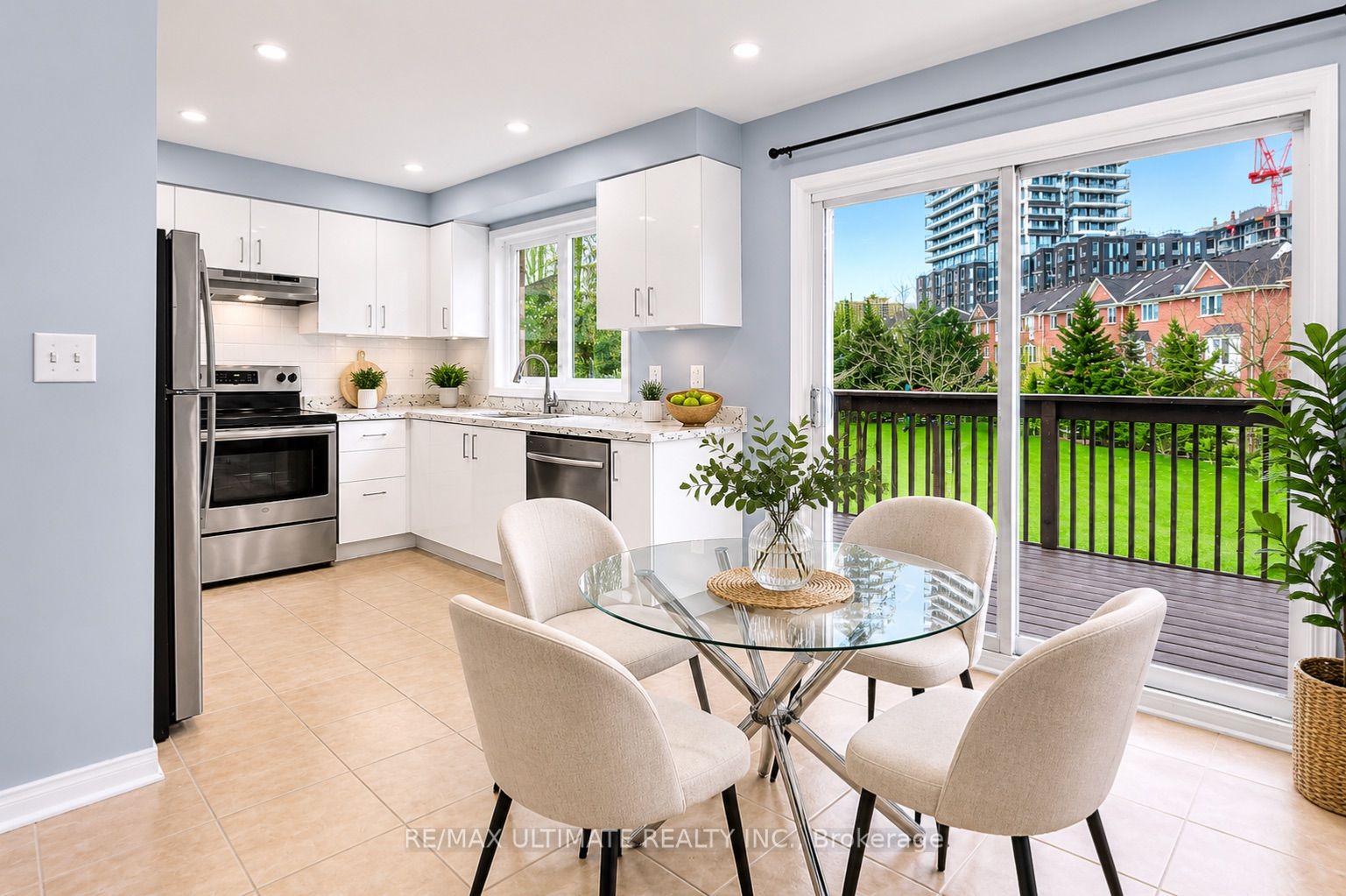 73 Bernard Avenue, Brampton, ON, L6Y 5S4 photo 3