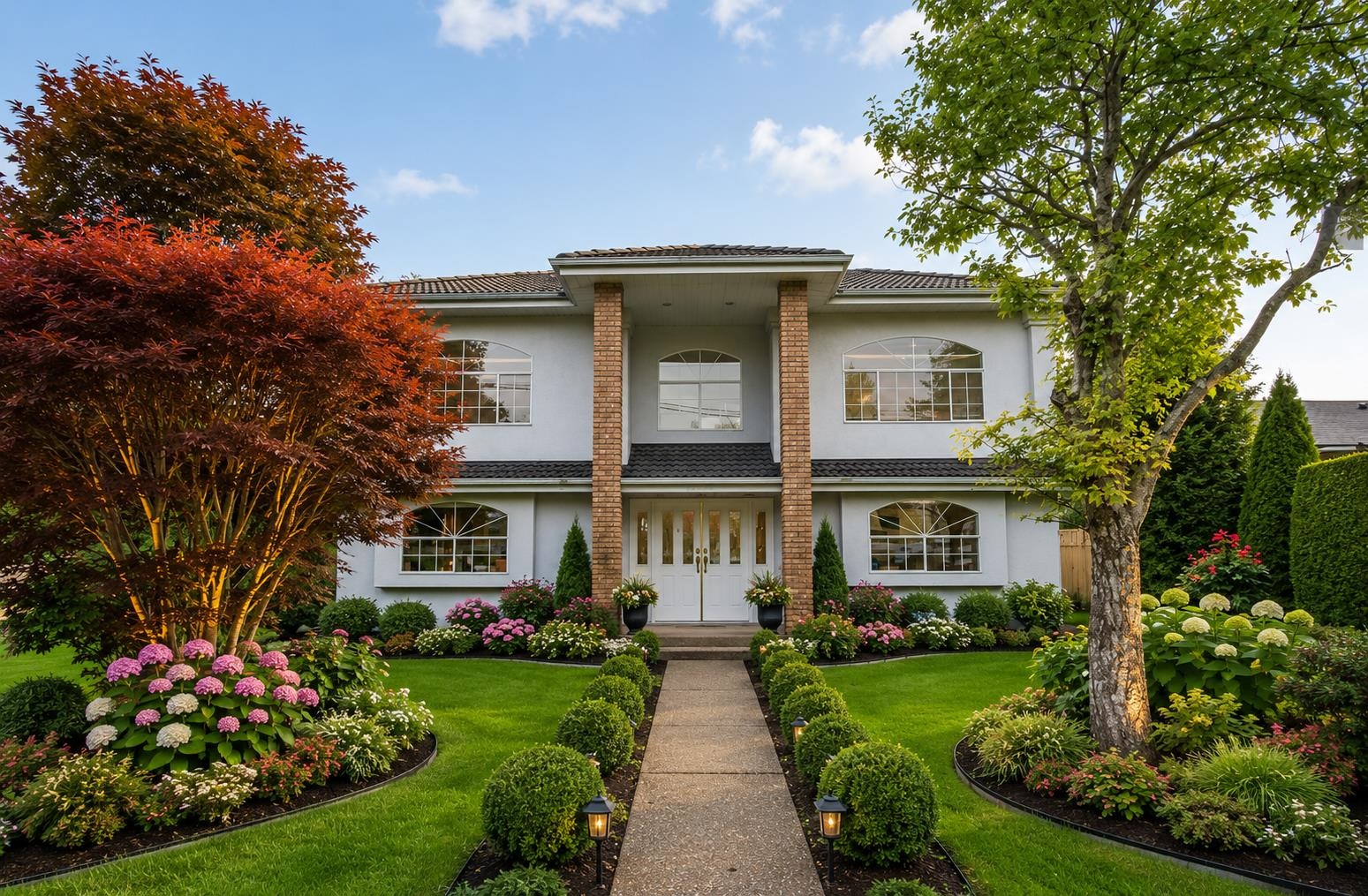 13798 92 Avenue, Surrey, BC, V3V 1J2