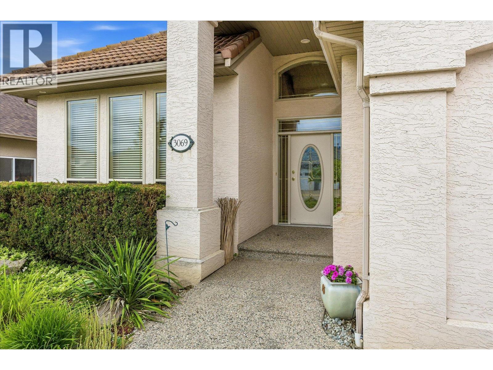 Additional image 3 of 3069 Quail Crescent, Kelowna, BC, V1V2A1