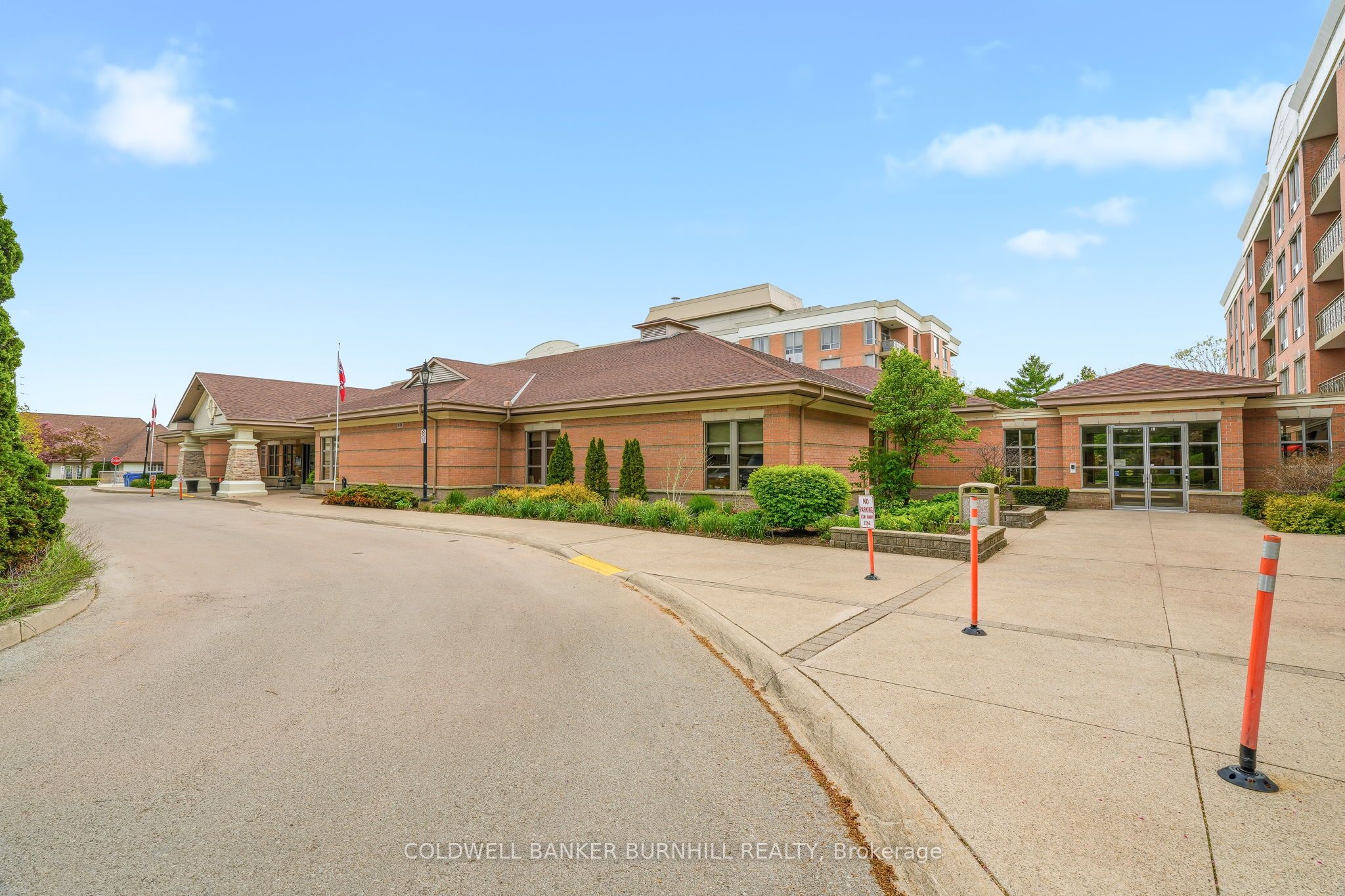 Additional image 2 of 1415-100 Burloak Drive, Burlington, ON, L7L 6P6