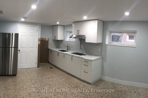 Additional image 8 of 3631 Molly Avenue, Mississauga, ON, L5A 3G5