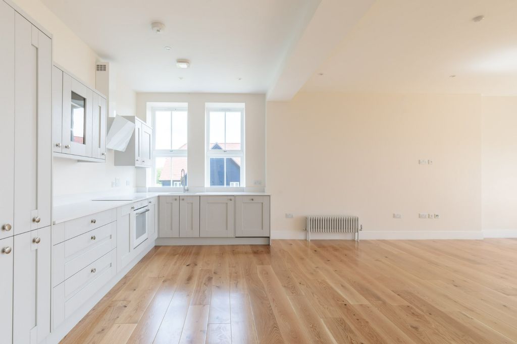 3 bed flat for saleCourtstairs Manor, Ramsgate, Kent CT11 photo 3