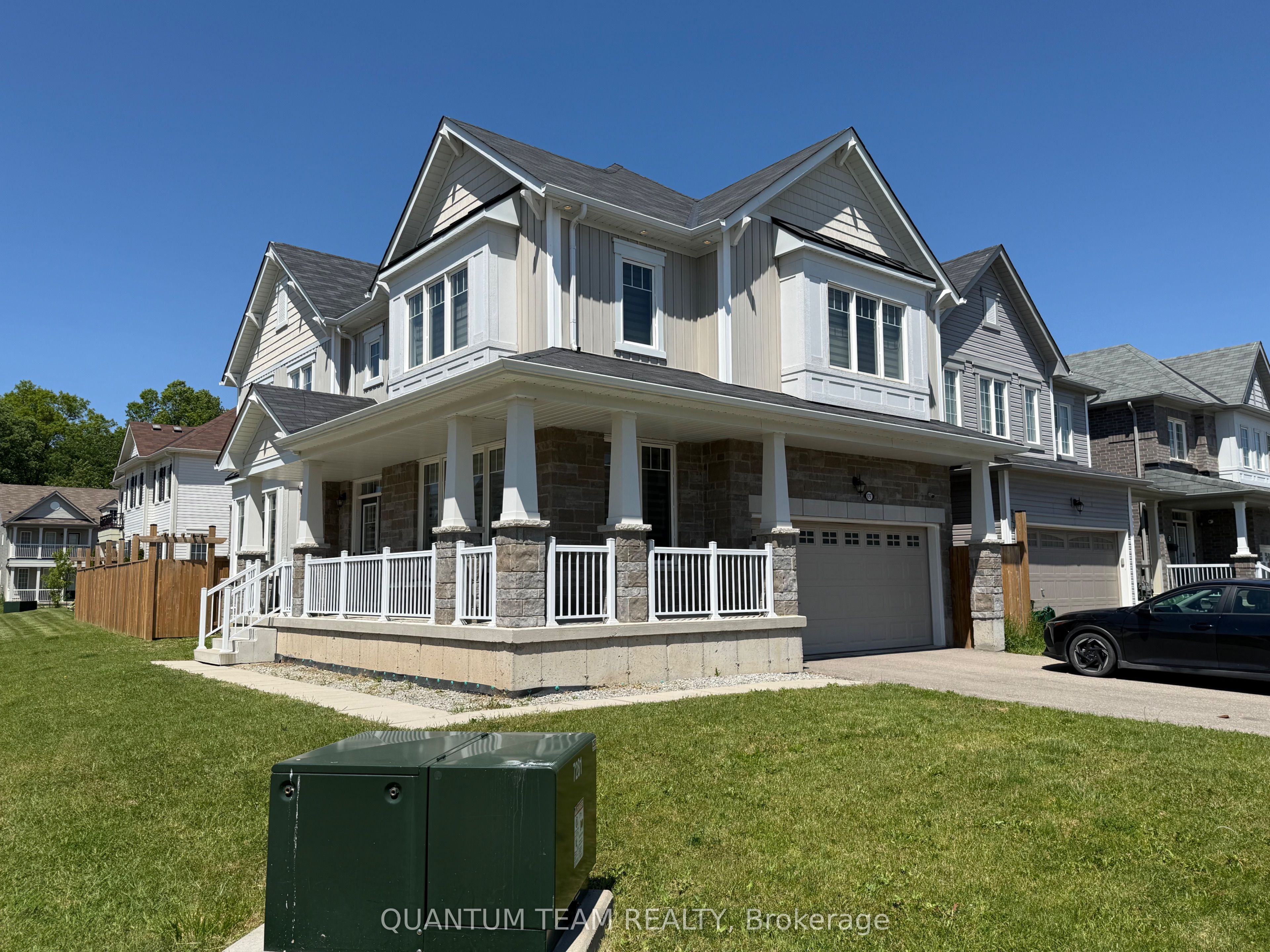 Upper-8797 Pawpaw Lane, Niagara Falls, ON, L2H 3S4