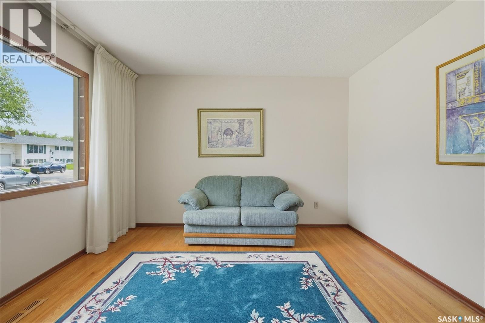 2705 37th Street W, Saskatoon, SK, S7L4E9 photo 3