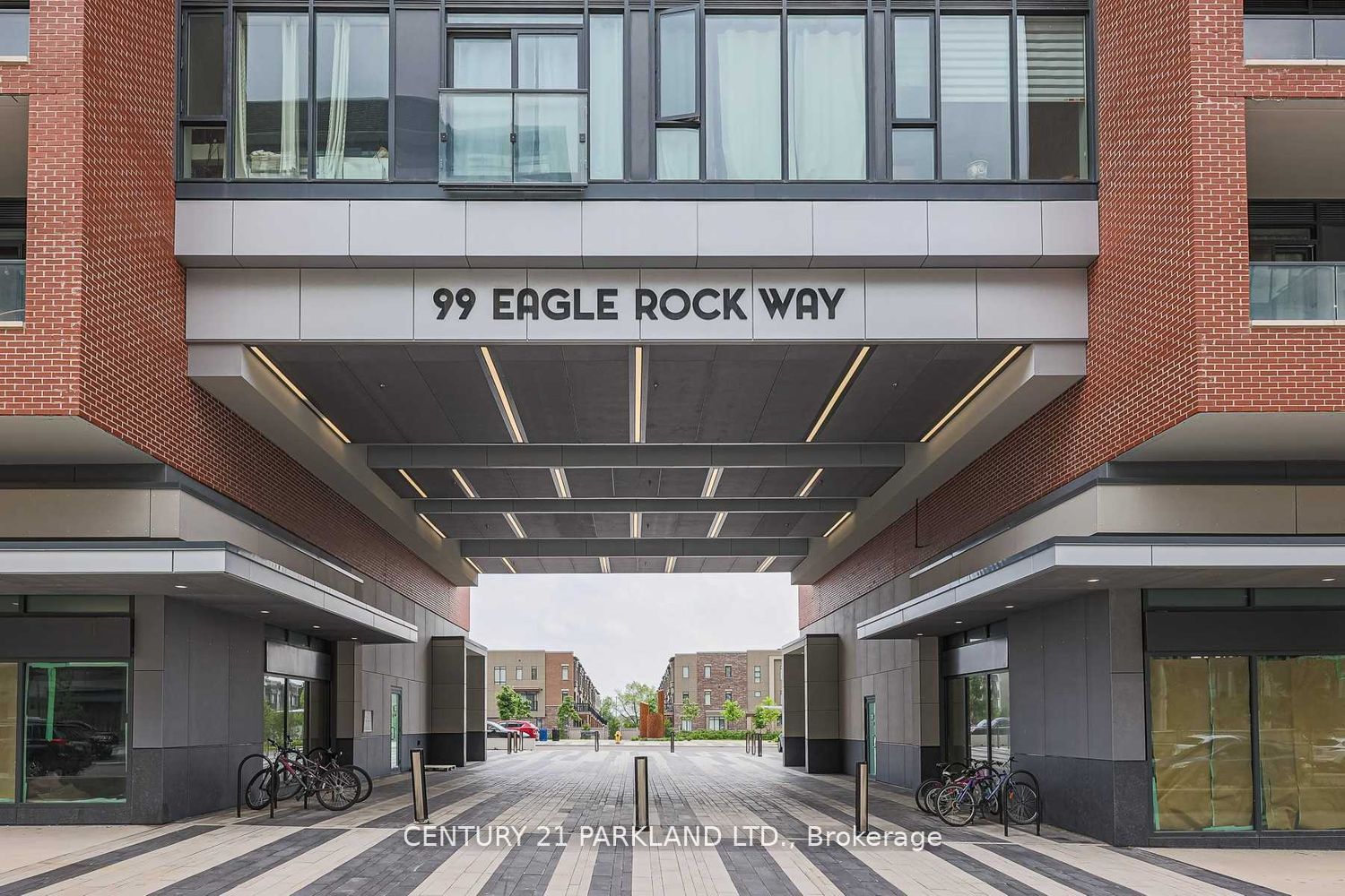 628-99 Eagle Rock Way, Vaughan, ON, L6A 5A7