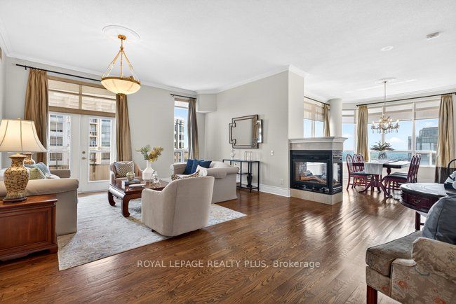 Additional image 5 of TPH4-35 Kingsbridge Garden Circle, Mississauga, ON, L5R 3Z5