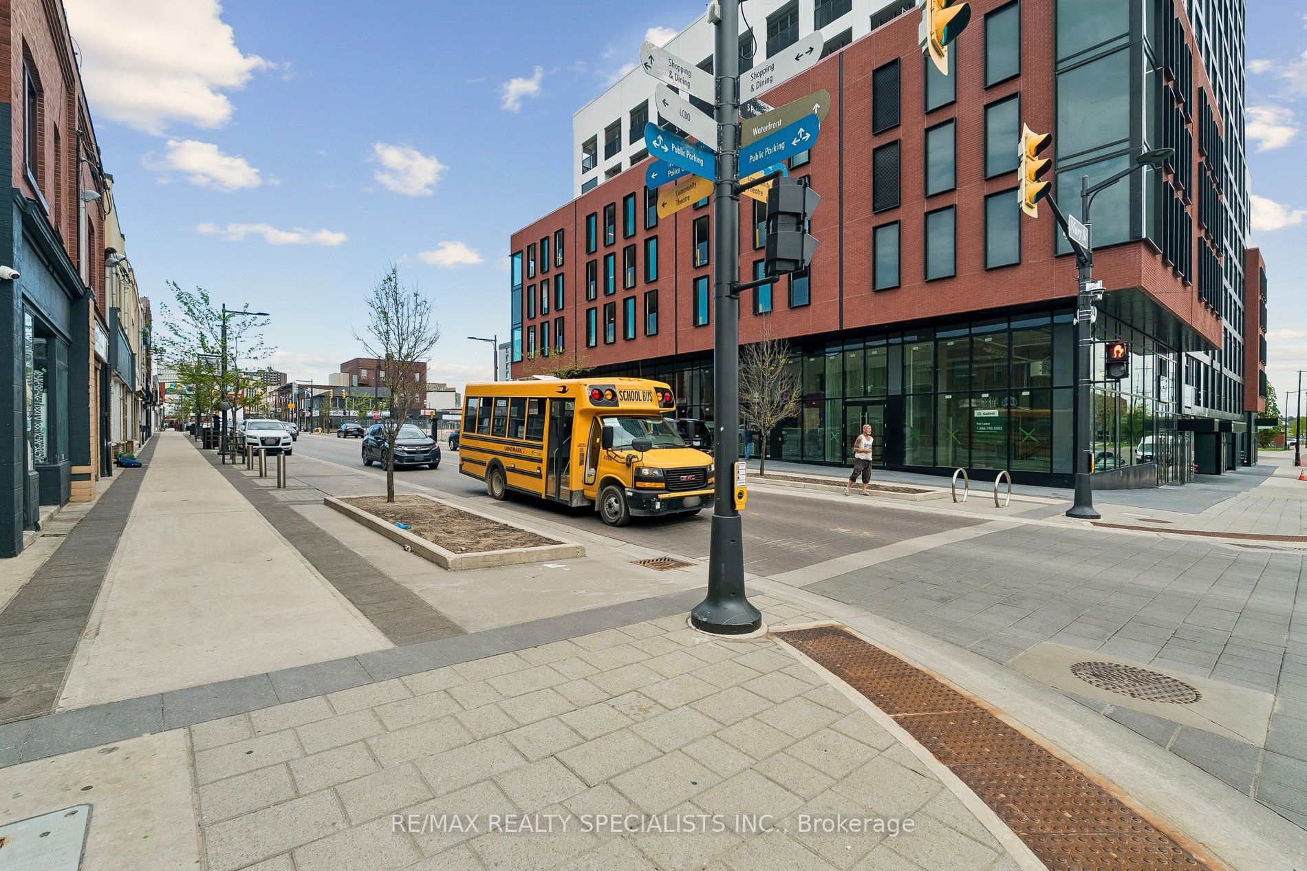 Additional image 2 of 54 Dunlop Street W, Barrie, ON, L4N 1A4