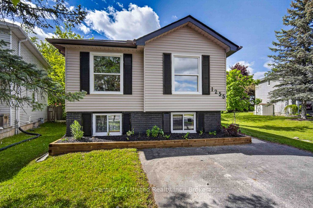 1255 Huntington Circle, Peterborough, ON, K9K 2B4