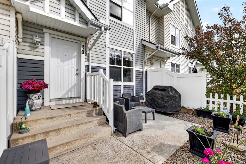 3308 New Brighton Gardens SE, Calgary, AB, T2Z 0A2 photo 3