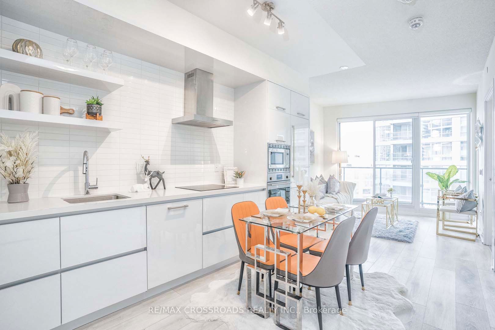 Additional image 5 of 1404-2221 Yonge Street, Toronto, ON, M4S 0B4