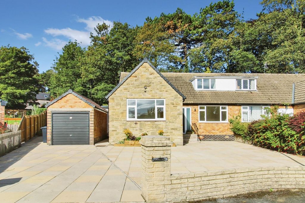 3 bed semi-detached bungalow for salePrimrose Close, Ripon HG4