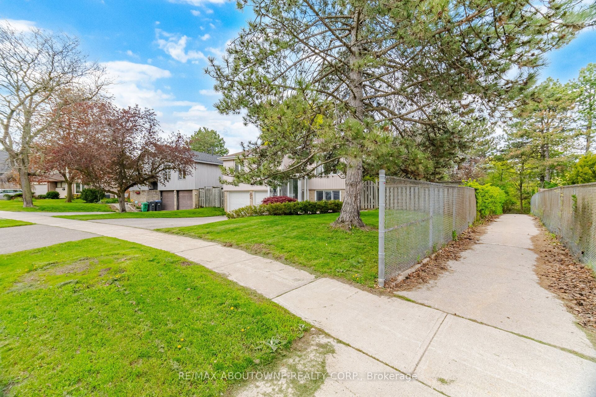 Additional image 4 of 41 Plainsman Road, Mississauga, ON, L5N 1C4