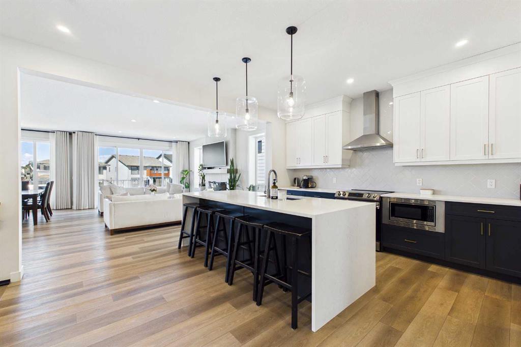59 Royston Rise NW, Calgary, AB, T3L 0K1 photo 5