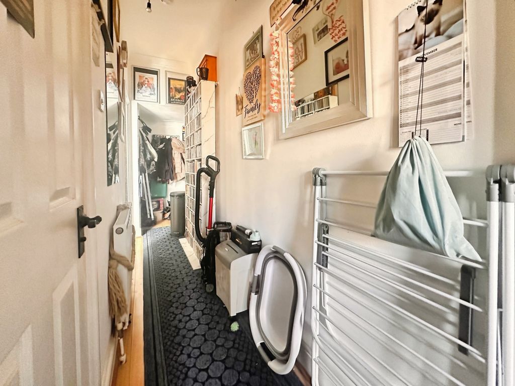 Additional image 7 of 1 bed flat for saleHigh Street, Sheerness ME12