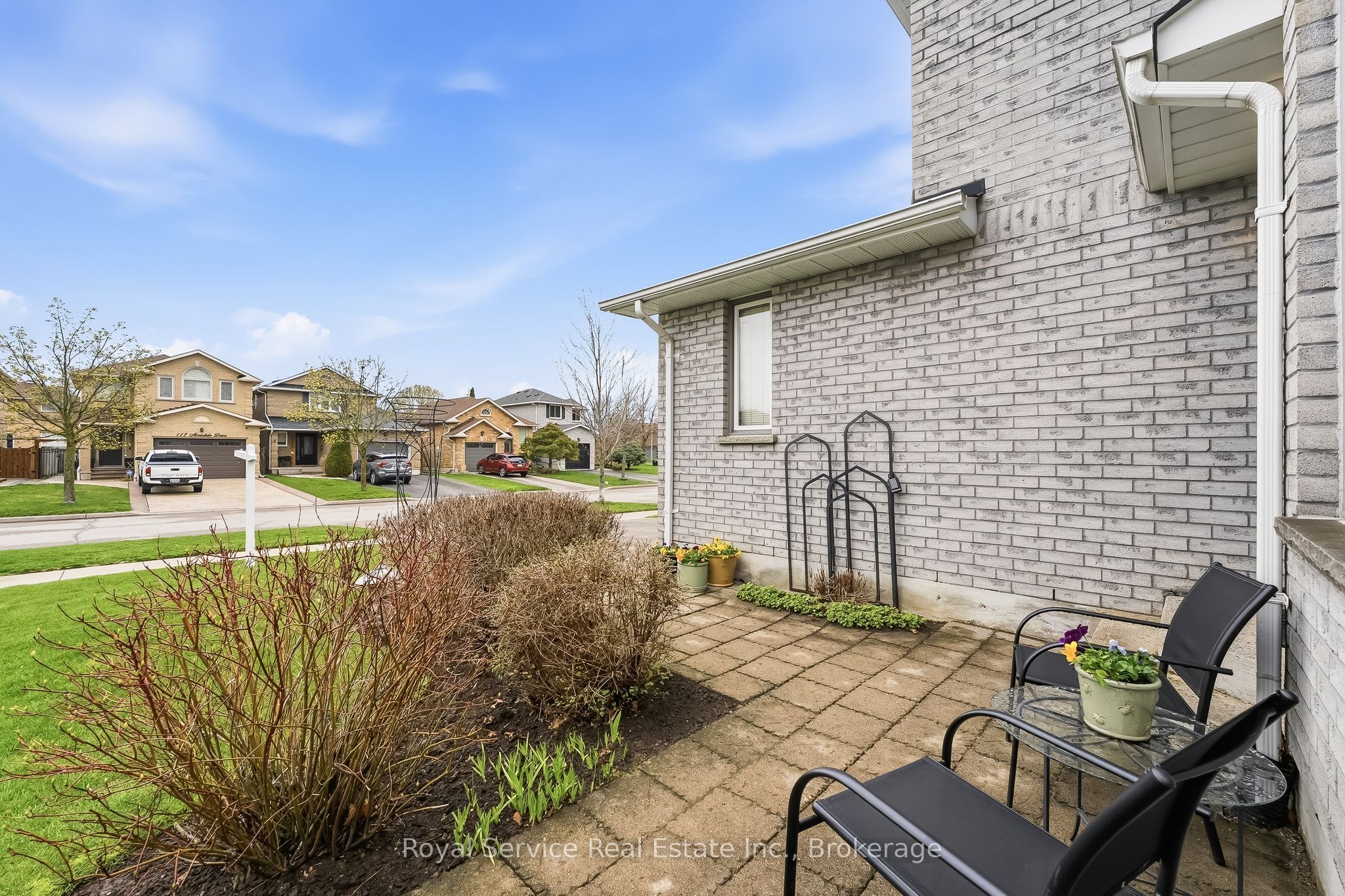 116 Avondale Drive, Clarington, ON, L1E 3A3 photo 3