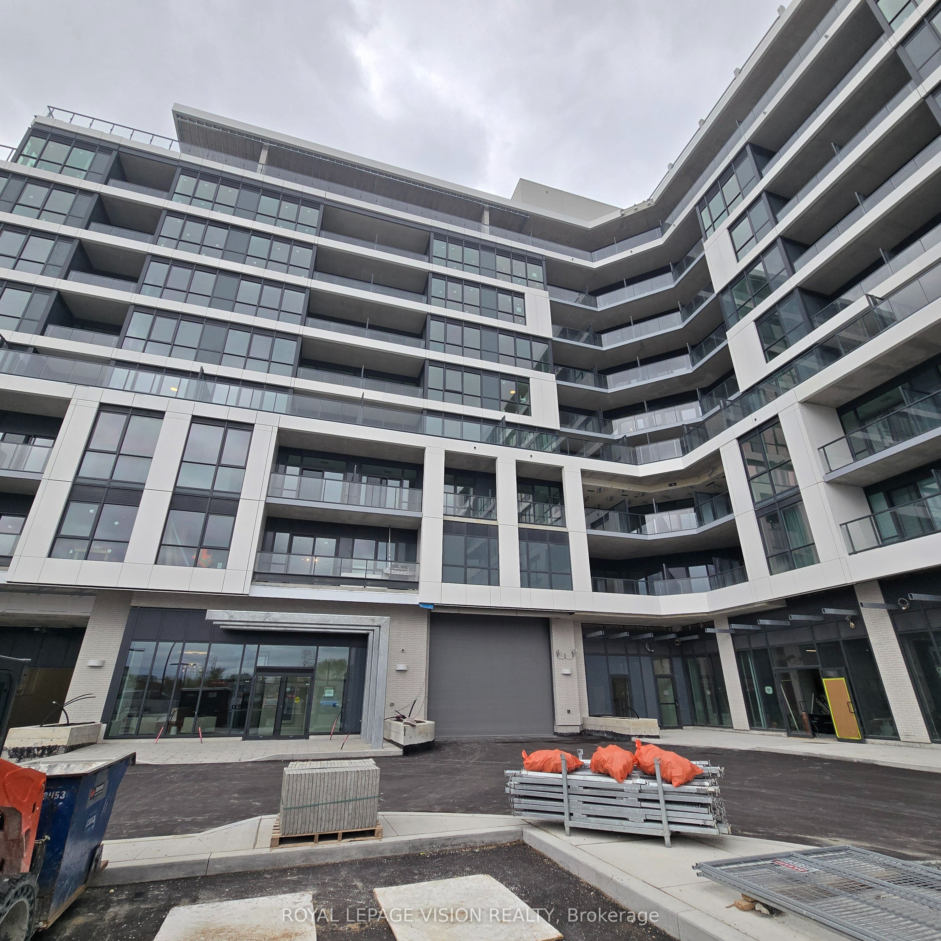 401-20 Deans Drive, Toronto, ON, M1L 0J7 photo 2