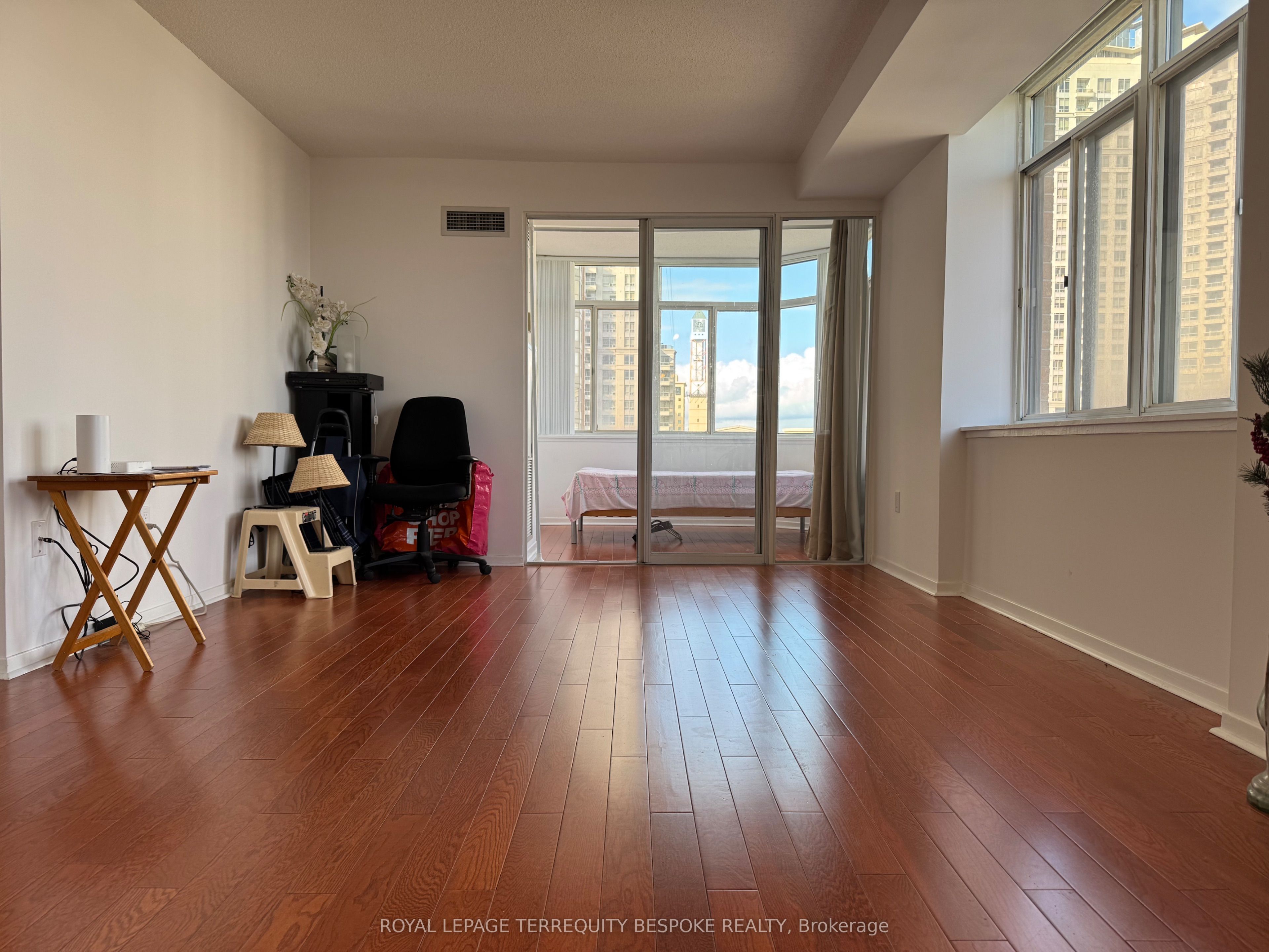 Additional image 4 of 1003-300 Webb Drive, Mississauga, ON, L5B 3W3
