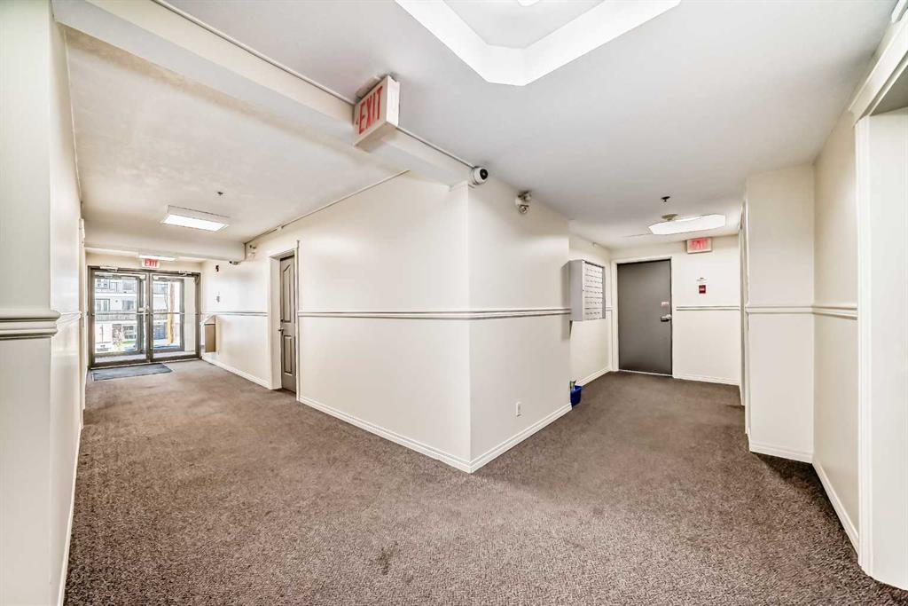317-649 Marsh Road NE, Calgary, AB, T2E 5B4 photo 4