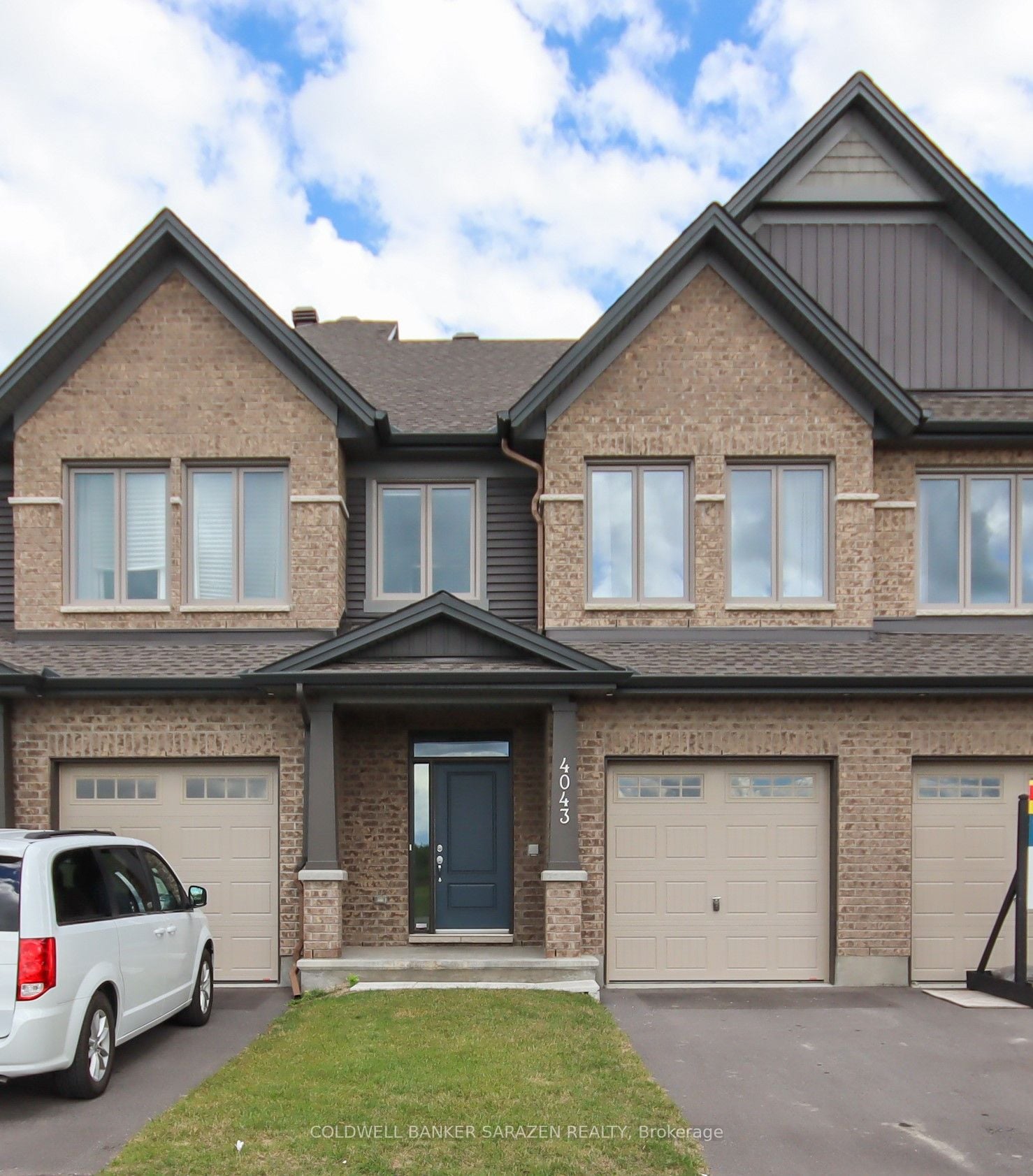 4043 Kelly Farm Drive, Ottawa, ON, K1T 0E3 photo 4