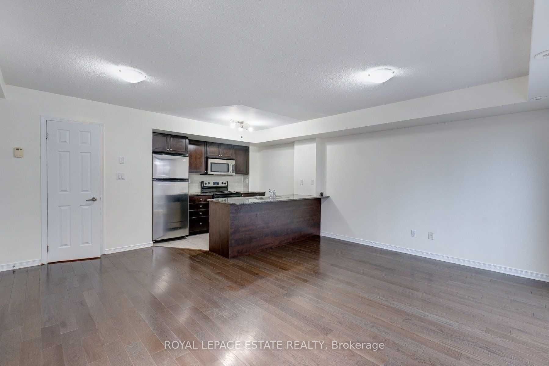 123-20 Elsie Lane, Toronto, ON, M6P 3N9 photo 3