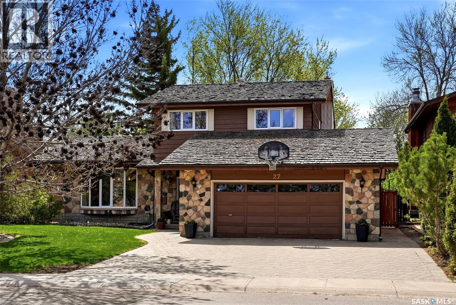 27 Cowie Road, Regina, SK, S4S6S2