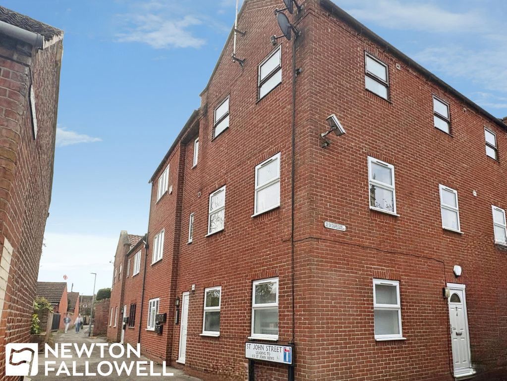 2 bed flat for saleChapelgate, Retford DN22