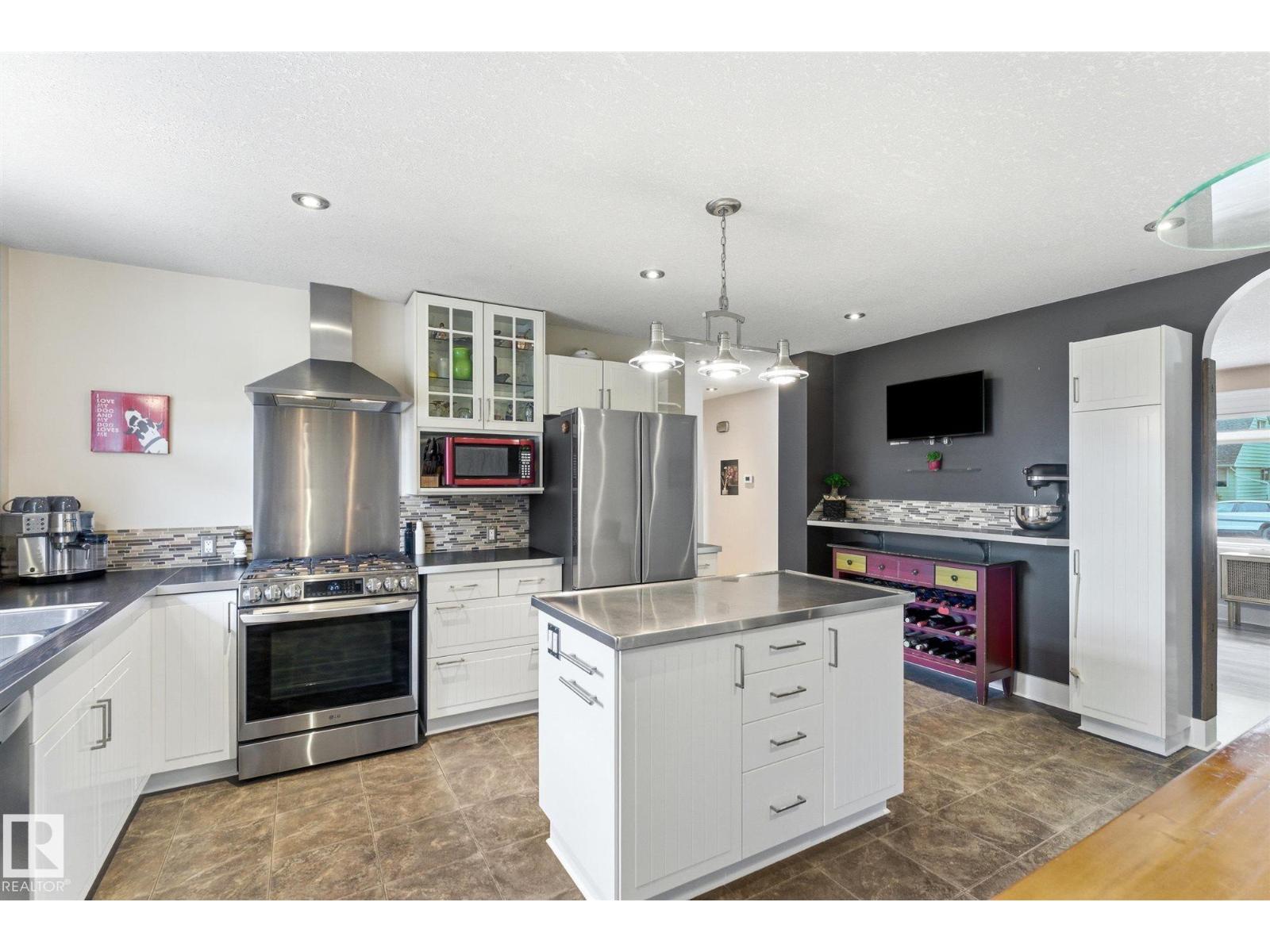 5400 49 Street, Stony Plain, AB, T7Z1B6 photo 5