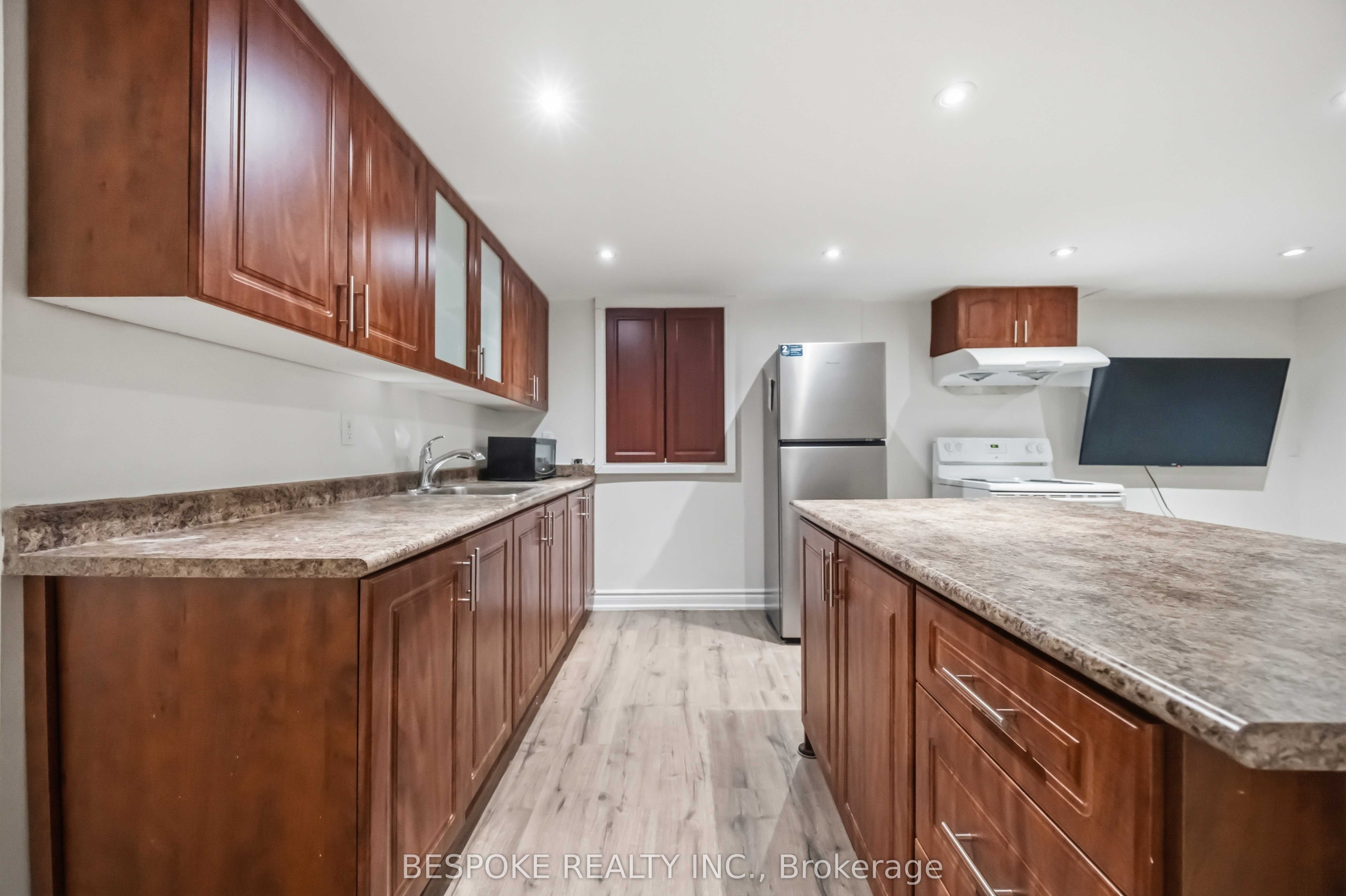 Bsmt-54 Mcinnes Crescent, Toronto, ON, M1B 5E8 photo 4