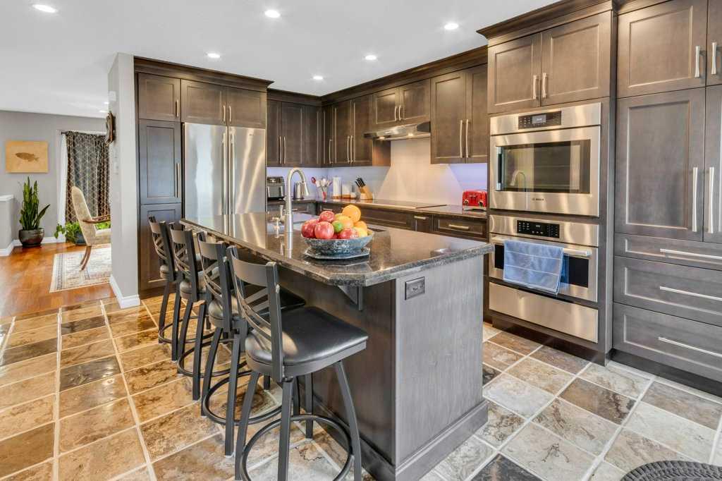 42 River Rock Green SE, Calgary, AB, T2C 4C2 photo 2
