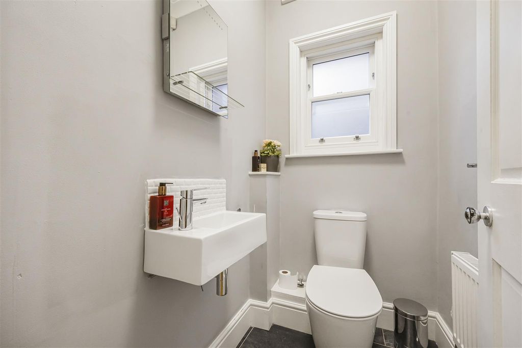 Additional image 7 of 5 bed semi-detached house for saleAlexandra Road, Reading RG1