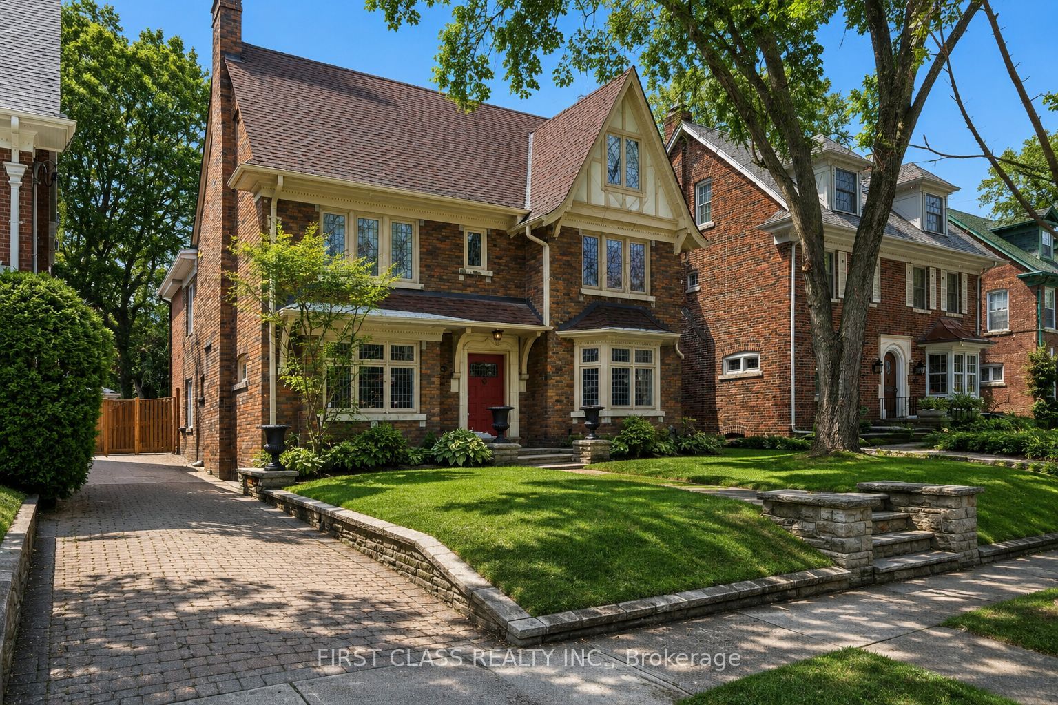 80 Douglas Drive, Toronto, ON, M4W 2B4