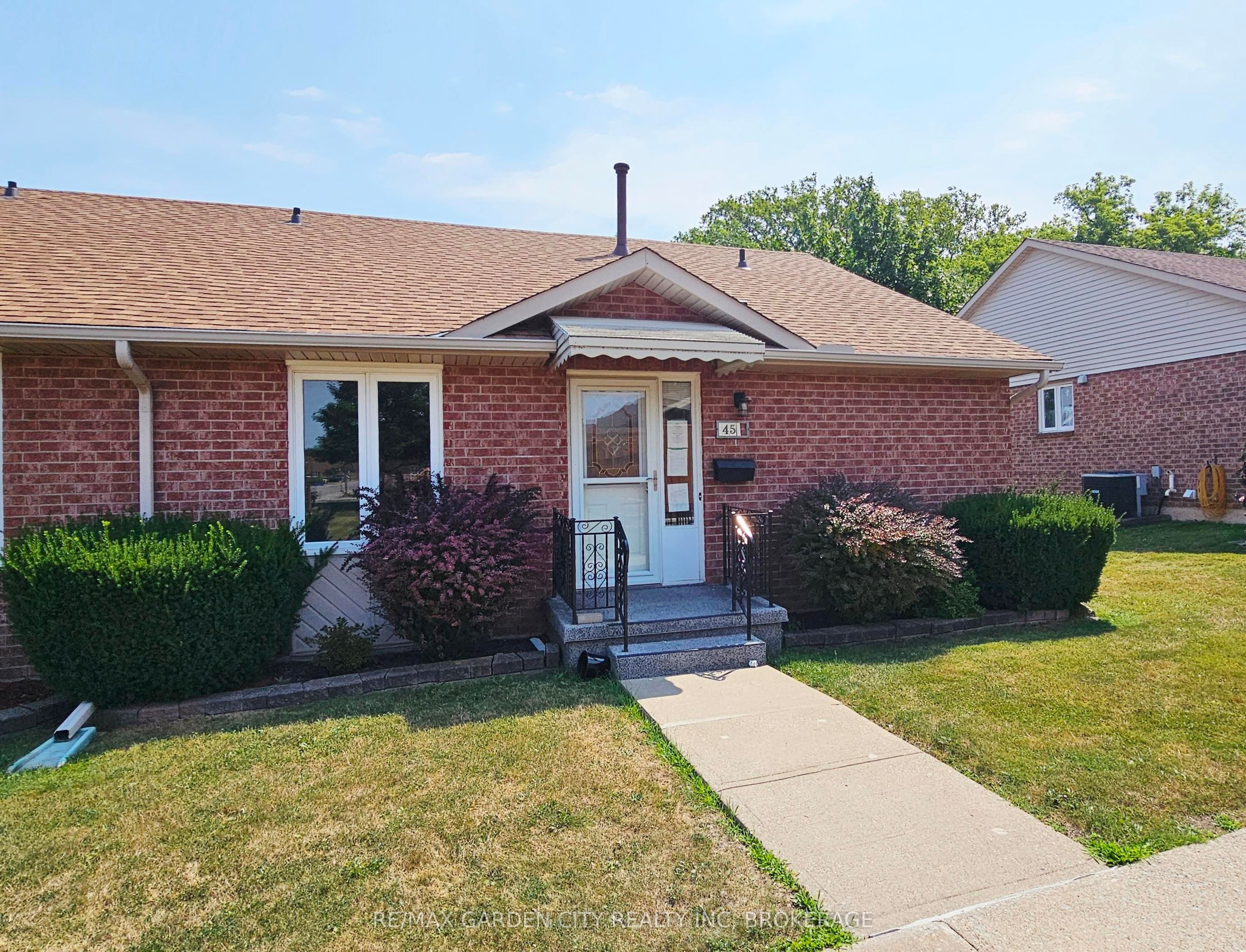 45-122 Bunting Road, St. Catharines, ON, L2P 3X7