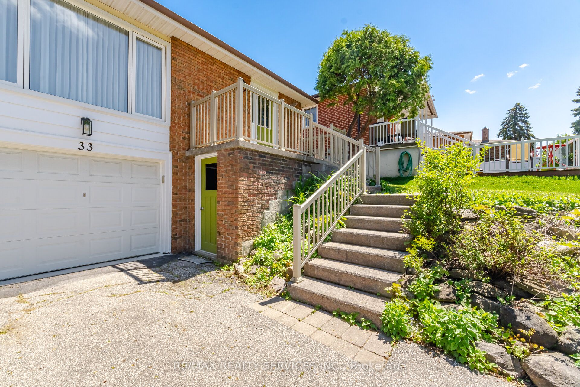 33 Hesp Drive, Caledon, ON, L7E 2R5 photo 3