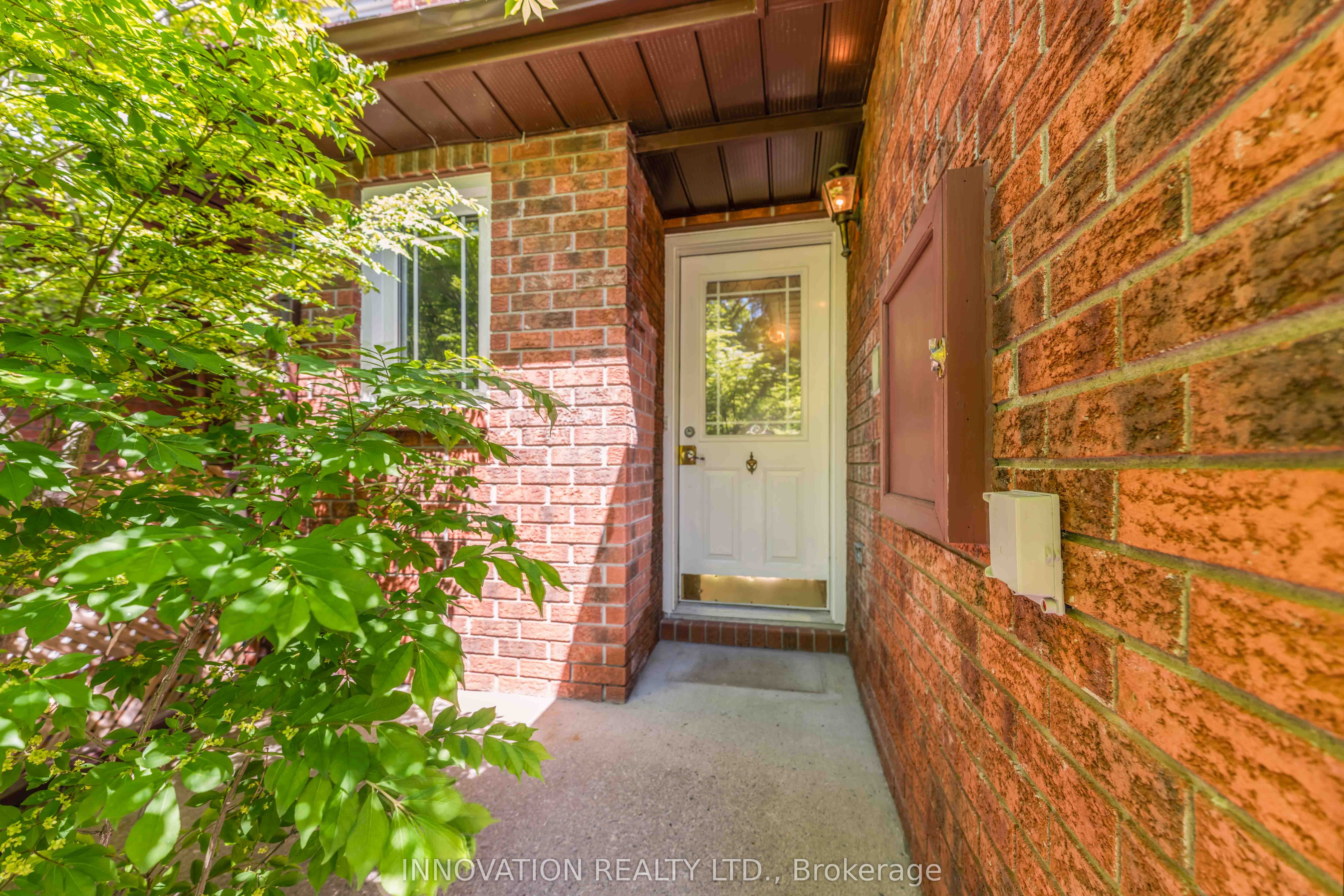 Additional image 3 of 5 Harrington Court, Ottawa, ON, K2K 2S7
