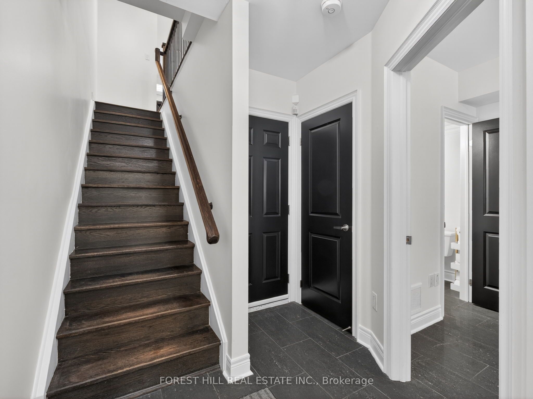 78 Cormier Heights, Toronto, ON, M8W 4S5 photo 2