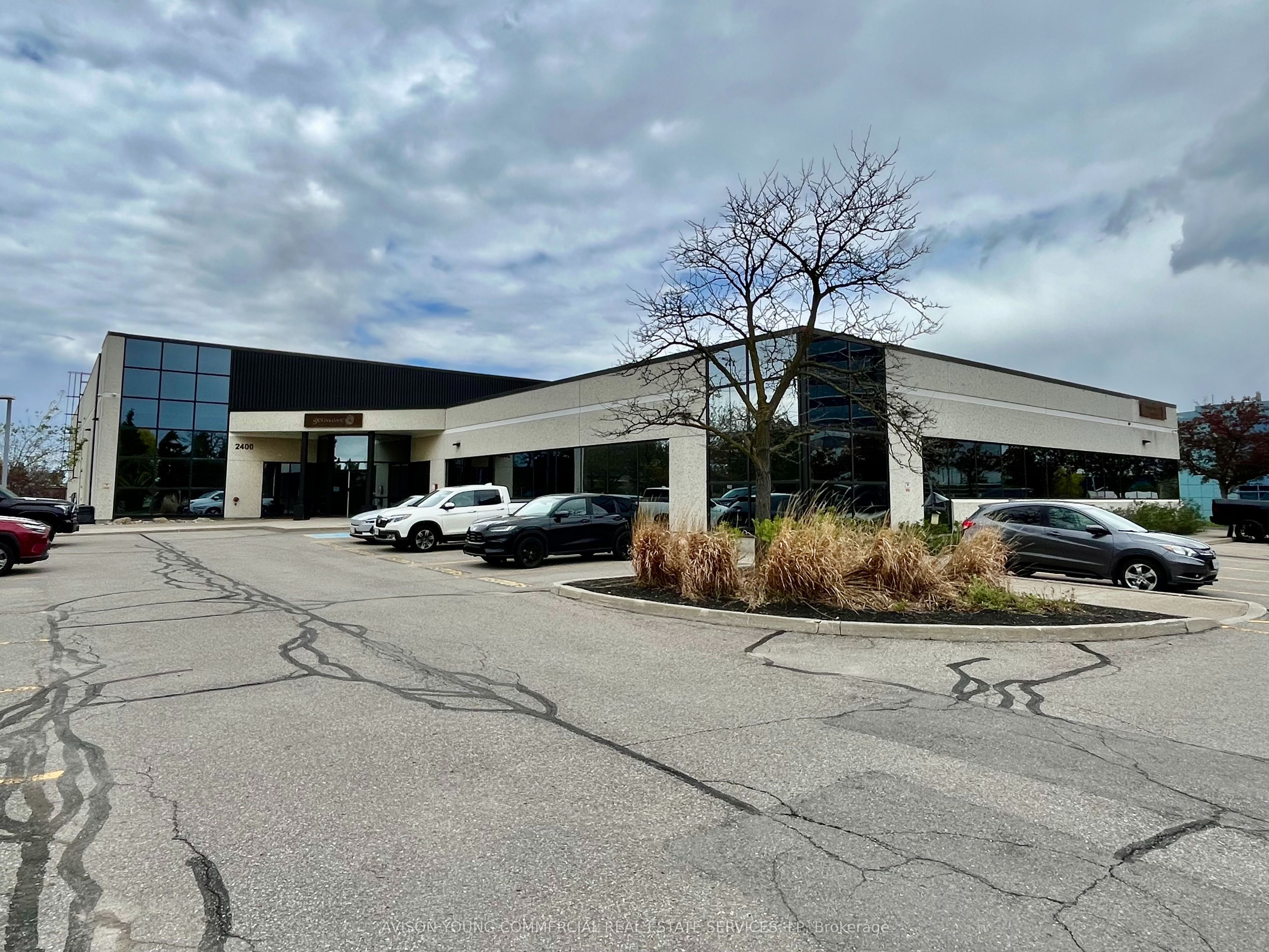 2400 Matheson Boulevard E, Mississauga, ON, L4W 5G9