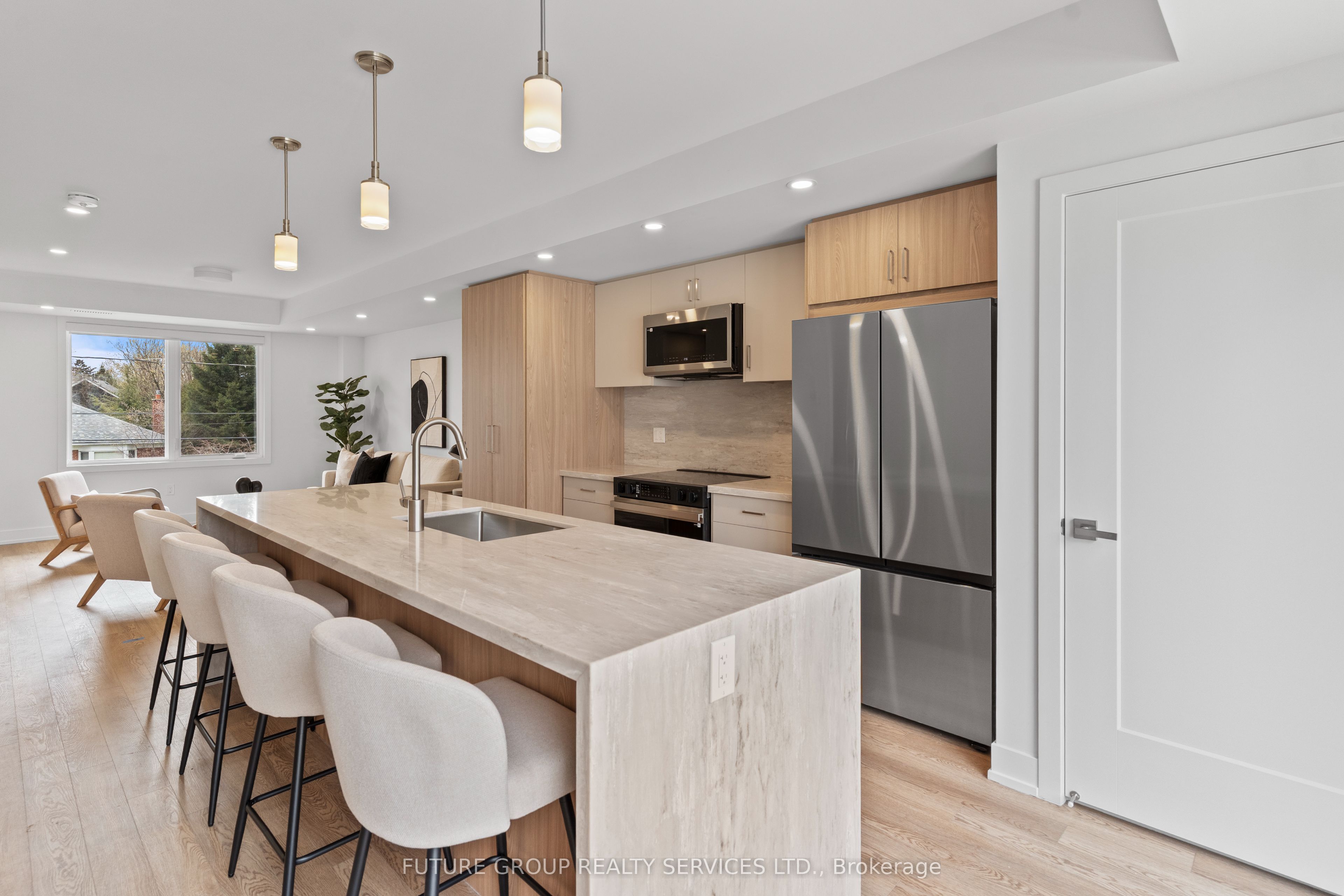 Unit 3-15 Acorn Avenue, Toronto, ON, M9B 3P7 photo 5