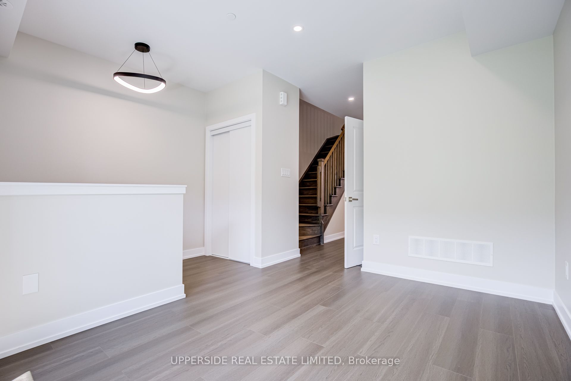 43 Frederick Tisdale Drive, Toronto, ON, M3K 2B8 photo 5