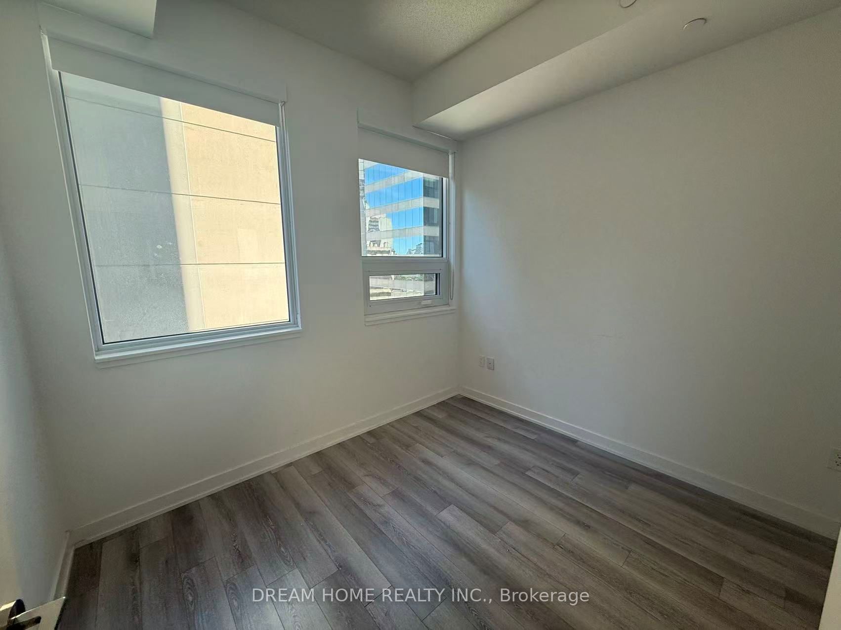 Additional image 5 of 702-238 Simcoe Street, Toronto, ON, M5T 0E2
