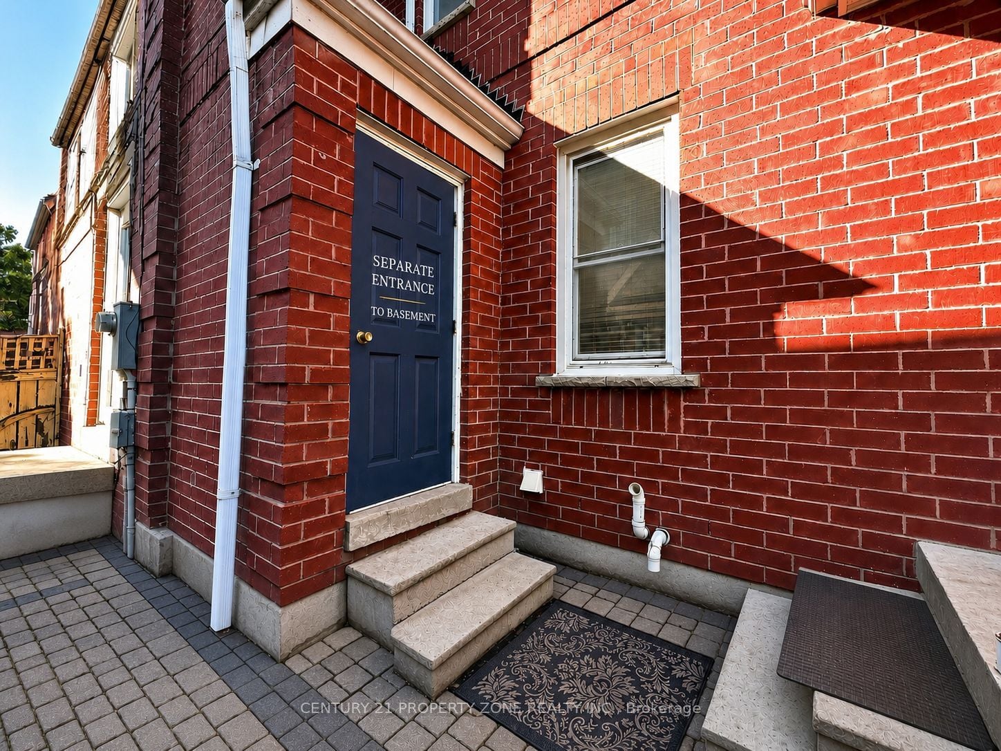 65 Shady Pine Circle, Brampton, ON, L6R 1K3 photo 2