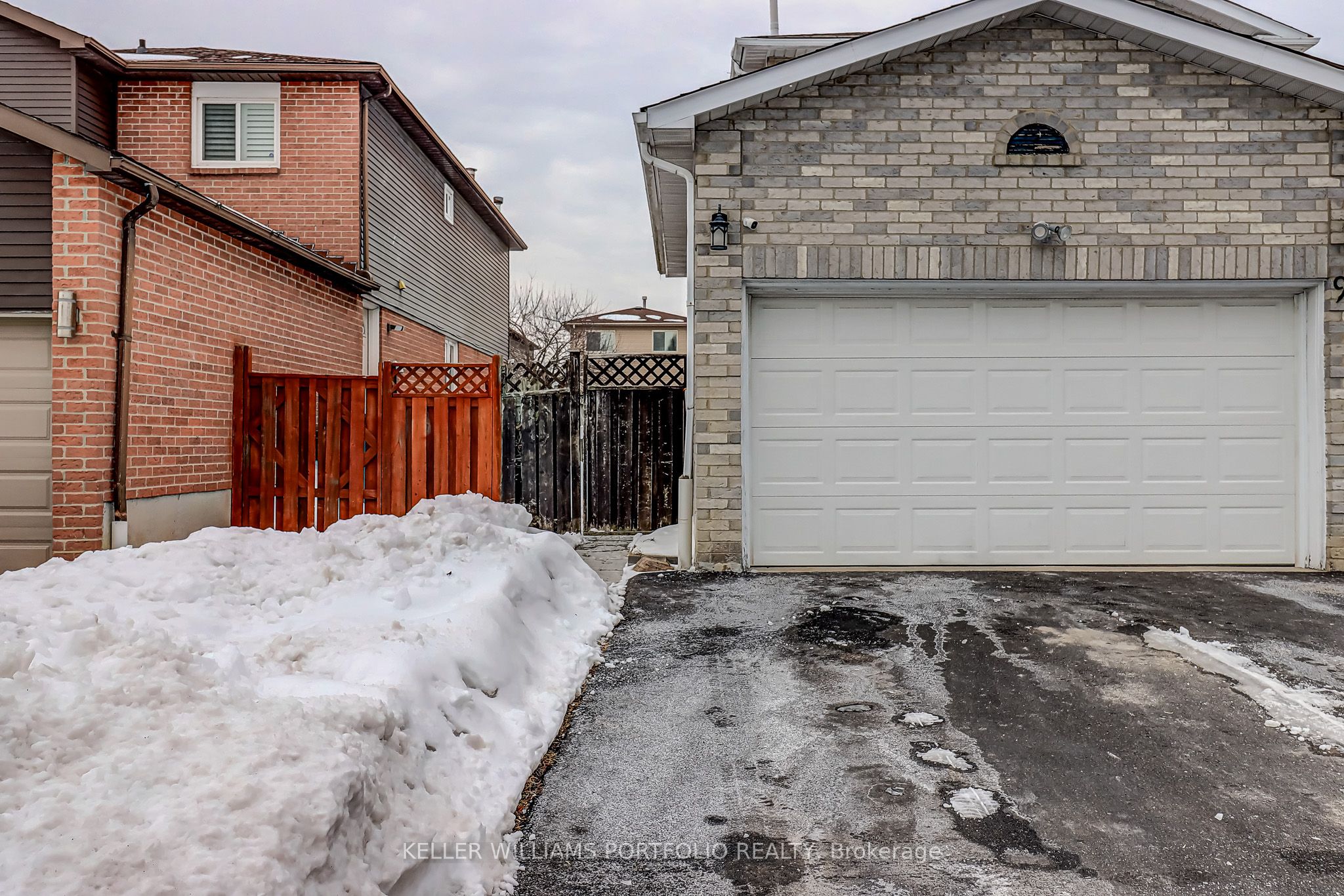 Lower Unit-97 Dobson Drive, Ajax, ON, L1S 5G1