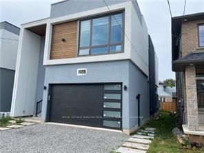 Upper-255 Federal Street, Hamilton, ON, L8E 1P8