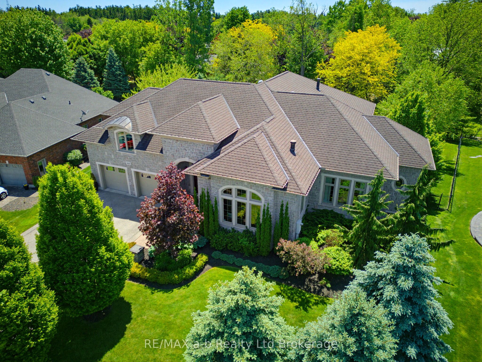 44 Yeager Avenue, Norfolk, ON, N3Y 5N3