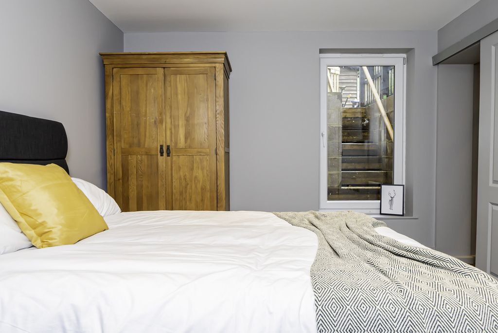 Additional image 40 of 9 bed semi-detached house for saleHoward Street, Reading RG1